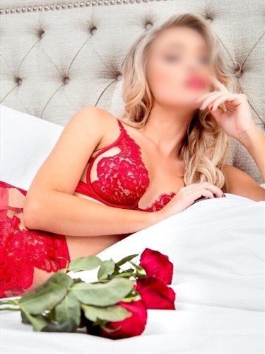 Escort Akshadha 19yo, Osijek / Croatia