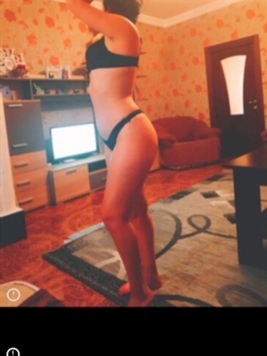 Escort Drenica,Napoli services teabagging