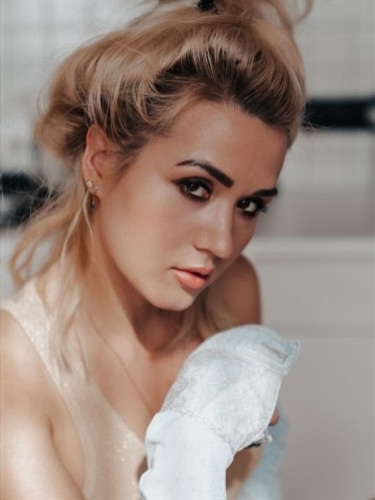 Elektra Maria, 26, Desenzano - Italy, Incall escort