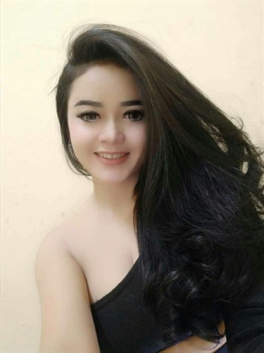 Escort Hui Nie,Kiel she is ready to meet you