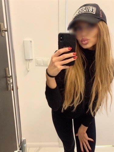 Big boobs blonde escort Jayashree Quebec