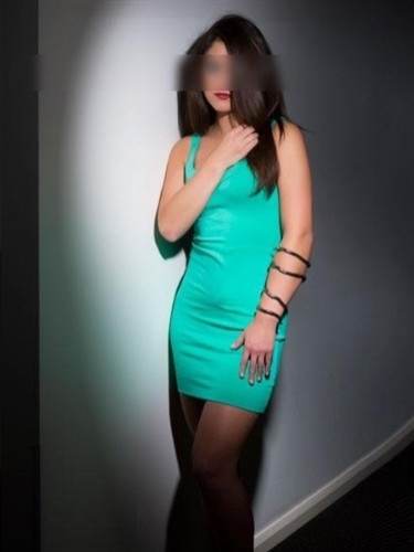 Enjoy intimate experience with blonde escort Linrinna Dublin