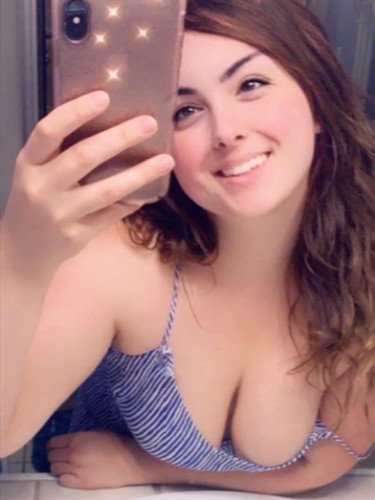 Maria Danuta, 19, Marbella - Spain, Golden Shower (recieve)