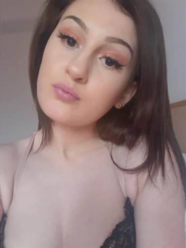 Escort Marie Eleonore,Valence outcall services call for inquiry