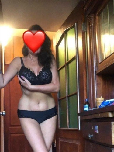 Escort Wendbenedo,Cannes Lebanese kissing gfe